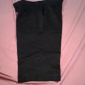Jaclyn Smith Black Dress Capris